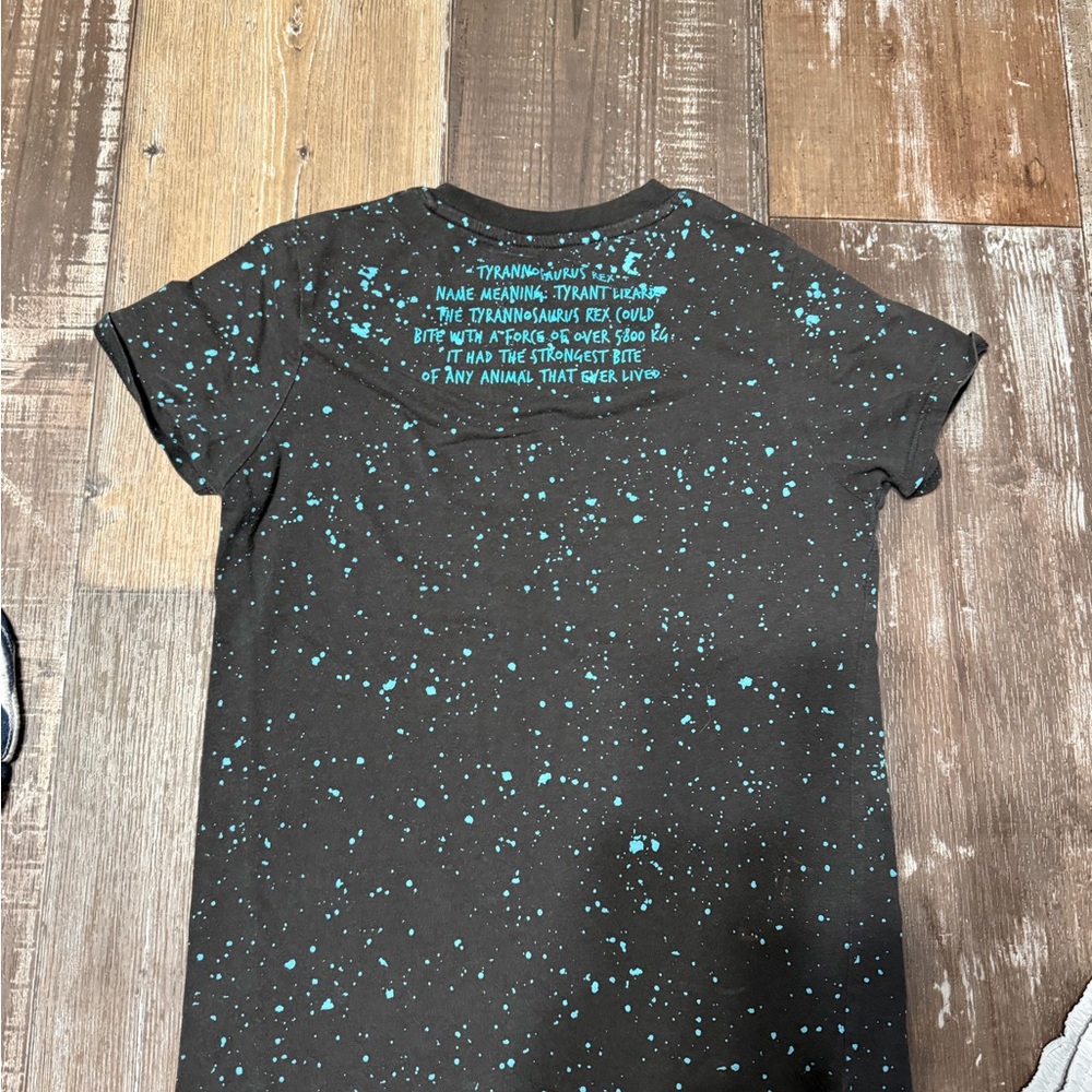 Boys Jurassic World Black Graphic Tee bundle - Picture 5 of 8